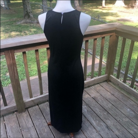 Black sleeveless dress - Picture 13 of 14
